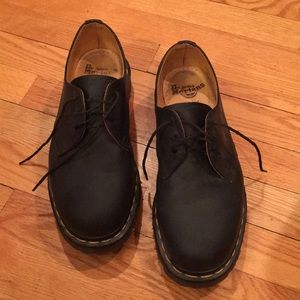 Unisex Black Leather Dr Martens